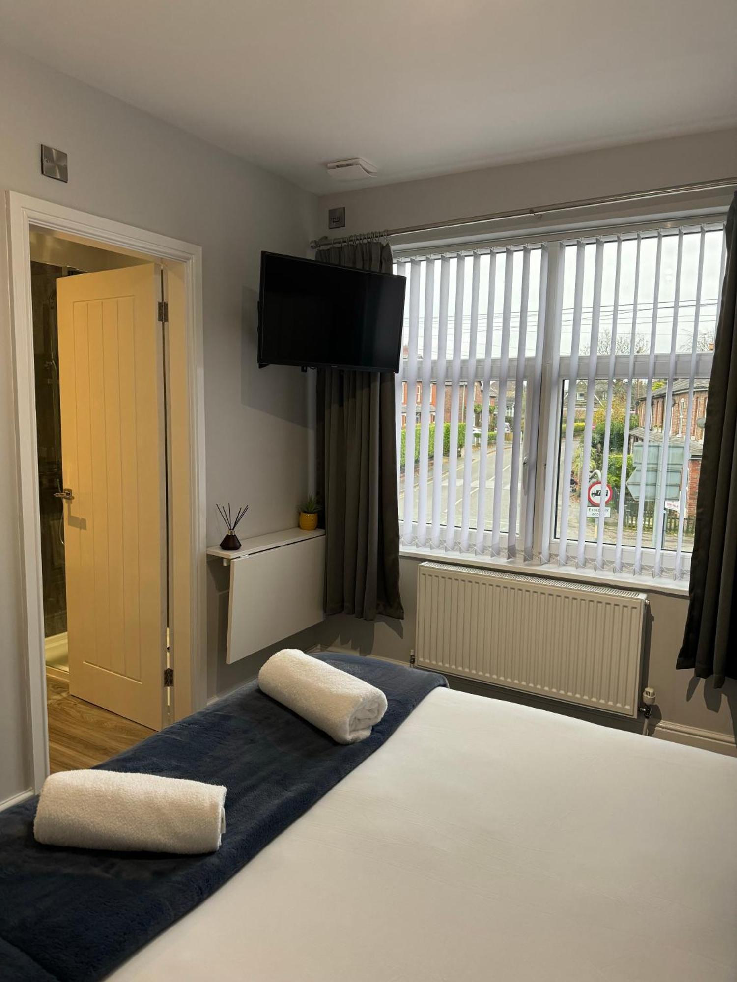Lymm Living Ξενοδοχείο Γουόρινγκτον Εξωτερικό φωτογραφία